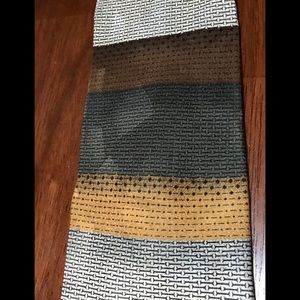 Honors Tie Brown, Yellow and Green